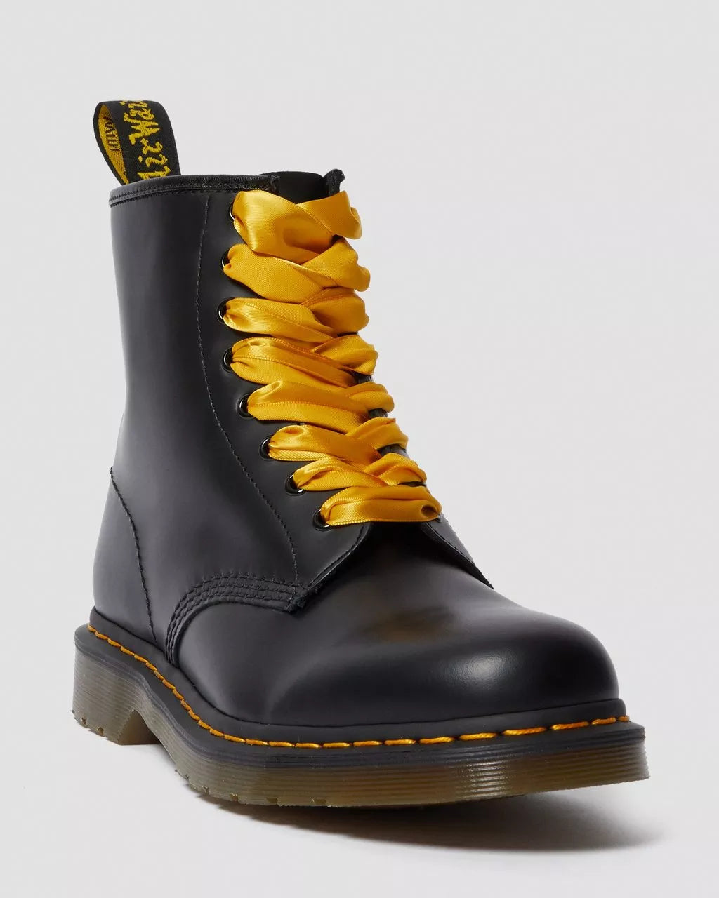 DR MARTENS 140cm Ribbon Shoe Laces (8-10 Eye)