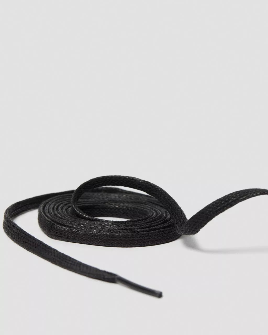 DR MARTENS 140cm Waxed Flat Shoe Laces (8-10 Eye)